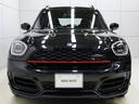 ＪＣＷ　クロスオーバー　プレミアム＋Ｐ　ＪＣＷトリム　認定中古車　アップルカープレイ　ＡＣＣ　シートヒーター　ポータブルナビ　１９インチホイール　バックカメラ　前後センサー　４ＷＤ　パドルシフト　スポーツシート(5枚目)