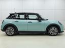 ＭＩＮＩ クーパーＳ　クラシック・トリム　認定中古車／ナビ／アップルカープレイ／アンドロイドオート／ＡＣＣ／ＥＴＣ／１７ＡＷ／シートヒーター／ステアリングヒーター／ＬＥＤヘッドライト／バックカメラ／前後センサー／衝突軽減ブレーキ（8枚目）