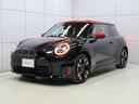 JCW E ジョン・クーパー・ワークス・トリム 認定中古車/ナビ/アップルカープレイ/アンドロイドオート/ACC/ETC/電動シート/シートヒーター/ステアリングヒーター/ハーマンカードンスピーカー/18AW/全周囲カメラ/衝突軽減ブレーキ(25枚目)