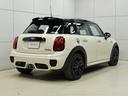 MINI クーパーS 認定中古車/JCWパッケージ/ナビ/ペッパーP/カメラP/ピアノブラックエクステリア/ACC/ETC/シートヒーター/パドルシフト/17AW/アンビエントライト/ドライビングモード/衝突軽減ブレーキ 中古車画像_2