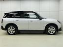 ＭＩＮＩ カントリーマンＤ　クラシック・トリム　認定中古車／Ｍパッケージ／アップルカープレイ／アンドロイドオート／ハーマンカードンスピーカー／電動シート／シートヒーター／ステアリングヒーター／ＡＣＣ／ＥＴＣ／１８ＡＷ（8枚目）