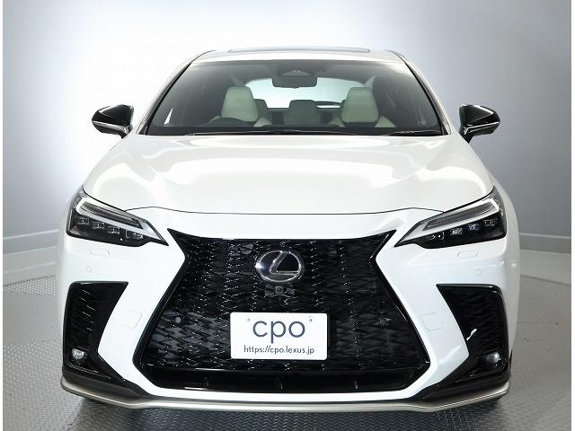 NX NX350h Fスポーツ NX350hFSPORT/ボディーカラー/ホワイトノーヴァガラスフレーク/内装/”FSPORT専用本革/”FSPORT専用ホワイト/ダークスピンアルミ/デジタルインナーミラー(3枚目)