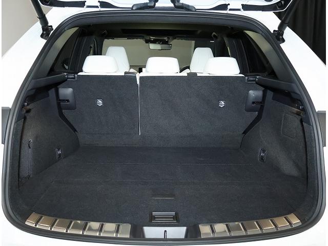 NX NX350h Fスポーツ NX350hFSPORT/ボディーカラー/ホワイトノーヴァガラスフレーク/内装/”FSPORT専用本革/”FSPORT専用ホワイト/ダークスピンアルミ/デジタルインナーミラー(18枚目)