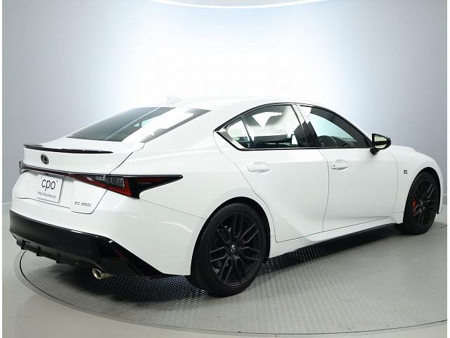 お客様との出会いを大切にし、安らげる空間を提供できるよう、真心込めておもてなし致します。最高の笑顔で皆様のご来店を心よりお待ち申し上げております。