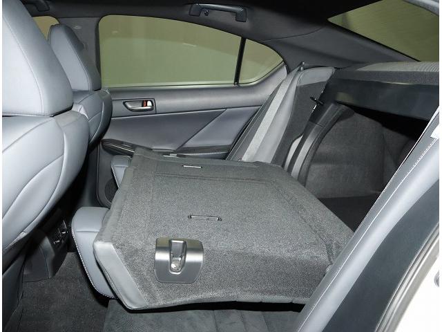 【ＣＰＯメンテナンスプログラム】購入後の点検も価格に含まれております。納車より２年間で、１２ヵ月点検を１回行うので、購入後もお客様の愛車をサポートいたします。