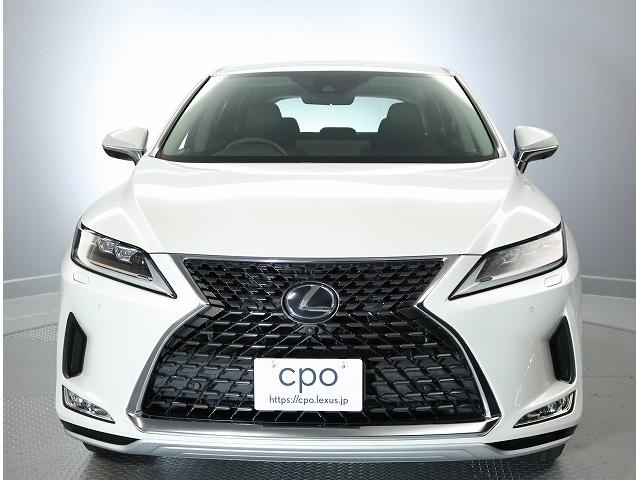 ＲＸ ＲＸ３００　バージョンＬ　”ＶｅｒｓｉｏｎＬ”ボディーカラー／ソニッククオーツ／内装／セミアニリン本革／ノーブルブラウン／ウォールナット／三眼フルＬＥＤヘッドランプ（3枚目）