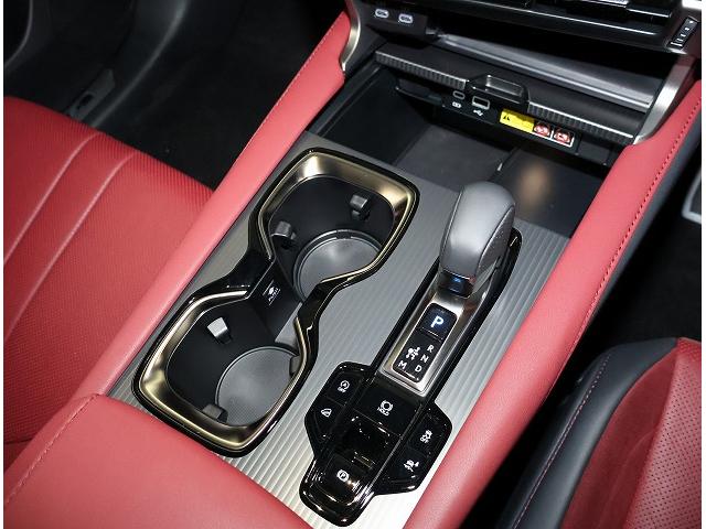 ＲＸ ＲＸ３５０　Ｆスポーツ　オレンジキャリパー　デジタルインナーミラー　ムーンルーフ　認定中古車ＣＰＯ（15枚目）