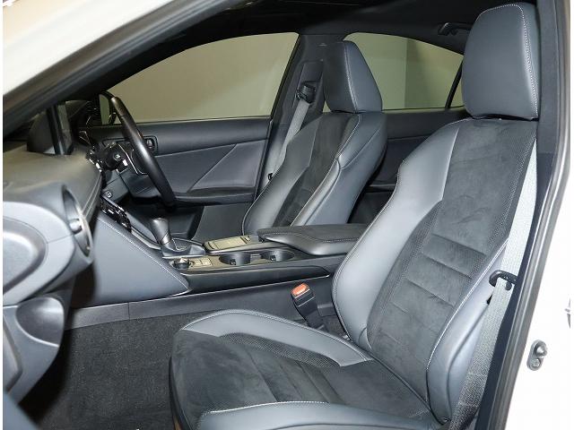 IS IS300 FスポーツモードブラックIII オレンジキャリパー パノラミックビューモニター ムーンルーフ 認定中古車CPO(2枚目)