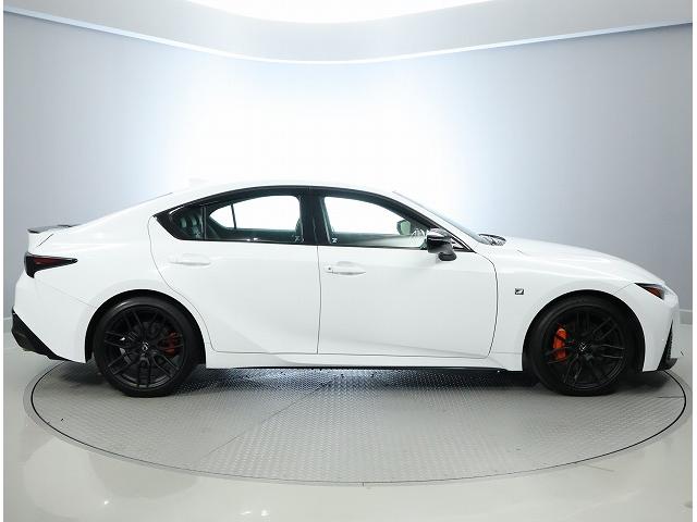 IS IS300 FスポーツモードブラックIII オレンジキャリパー パノラミックビューモニター ムーンルーフ 認定中古車CPO(5枚目)