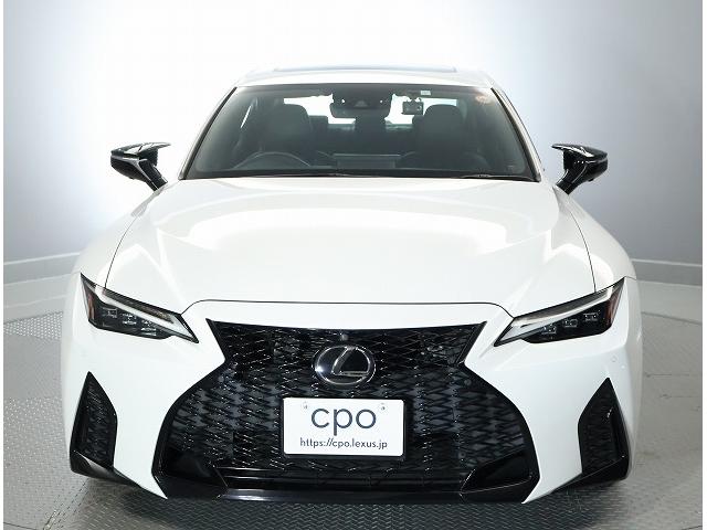 IS IS300 FスポーツモードブラックIII オレンジキャリパー パノラミックビューモニター ムーンルーフ 認定中古車CPO(8枚目)