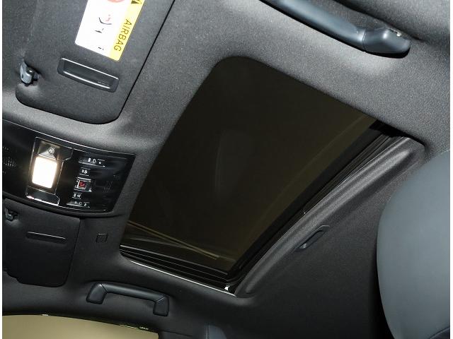 IS IS300 FスポーツモードブラックIII オレンジキャリパー パノラミックビューモニター ムーンルーフ 認定中古車CPO(9枚目)