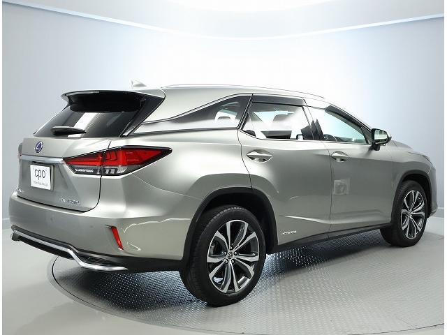 RX RX450hL ロング7人乗り サンルーフ セミアニリン本革シート/インテリアカラーオーカー おくだけ充電 ブレードスキャン式アダプティブハイビームシステム(6枚目)