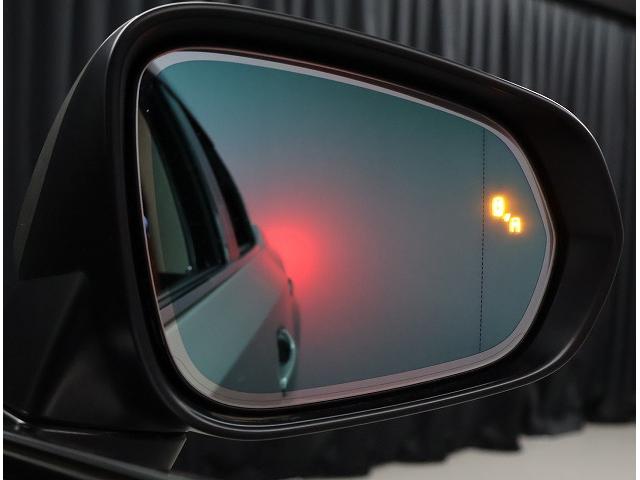 RX RX450hL ロング7人乗り サンルーフ セミアニリン本革シート/インテリアカラーオーカー おくだけ充電 ブレードスキャン式アダプティブハイビームシステム(22枚目)