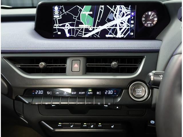 UX UX200 バージョンC ブラインドスポットモニター レクサスセーフティーシステム 17インチアルミホイール(ダークメタリック塗装) L-TEXシート/インテリアカラーコバルト(13枚目)