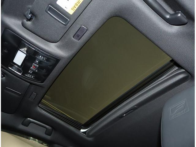 ＥＳ ＥＳ３００ｈ　Ｆスポーツ　マークレビンソンプレミアムサラウンドサウンドシステム　ムーンルーフ　パノラミックビューモニター　デジタルインナーミラー　ヘッドアップディスプレイ（10枚目）