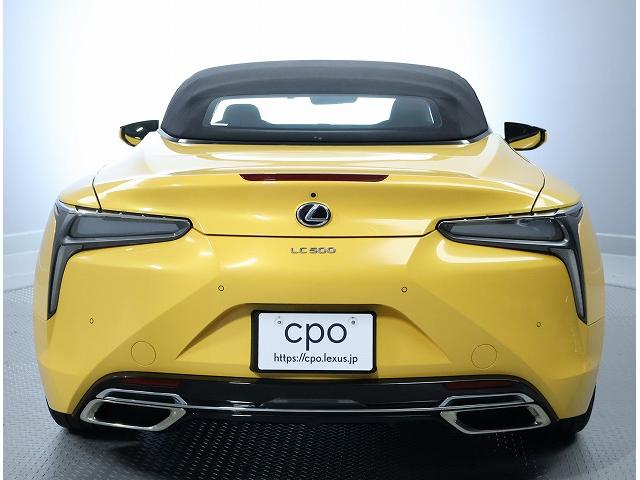ＬＣ ＬＣ５００　コンバーチブル　２１インチアルミホイール　マークレビンソンリファレンスサラウンドサウンドシステム　オレンジブレーキキャリパー　ＬＳＤ　カラーヘッドアップディスプレイ（4枚目）