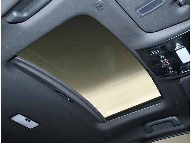 ＵＸ ＵＸ２５０ｈ　Ｆスポーツエモーショナルエクスプローラ　ＣＰＯ（3枚目）