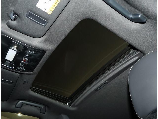 ＩＳ ＩＳ３００　ＦスポーツモードブラックＩＩＩ　認定中古車ＣＰＯ（3枚目）