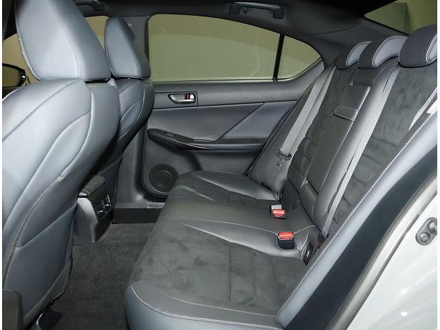 ＩＳ ＩＳ３００　ＦスポーツモードブラックＩＩＩ　認定中古車ＣＰＯ（8枚目）