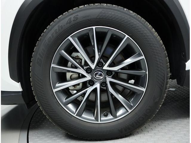 オールシーズンタイヤを装着しています。