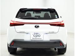 【ＣＰＯメンテナンスプログラム】購入後の点検も価格に含まれております。納車より２年間で、６ヵ月点検を２回と１２ヵ月点検を１回行うので、購入後もお客様の愛車をサポートいたします。 7