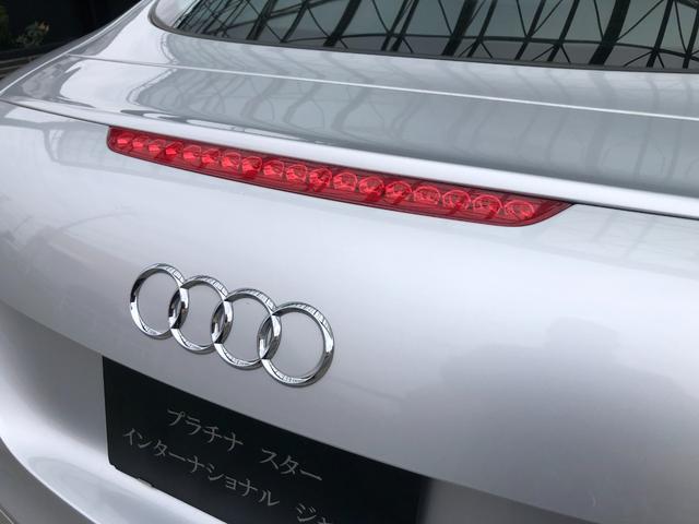 ２．０ＴＦＳＩ　クワトロ　走行６．６万キロ・２リッター４気筒ターボエンジン・４ＷＤ・禁煙・純正ＨＤＤナビ・フルセグＴＶ・バックカメラ・パワーシート・ＥＴＣ・取説・ディーラー整備記録簿・キセノン・純正１８インチ・パドルシフト(61枚目)