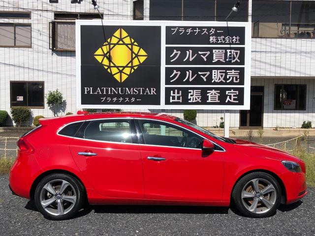 Ｖ４０ Ｔ４　ＳＥ　走行４．０万キロ・カギ２本・取扱説明書・整備記録簿７枚・ＥＴＣ・Ｂｌｕｅｔｏｏｔｈ・地デジＴＶ・純正ナビ・クリアランスソナー・バックカメラ・シートヒーター・オートライト・純正１７インチホイル（3枚目）