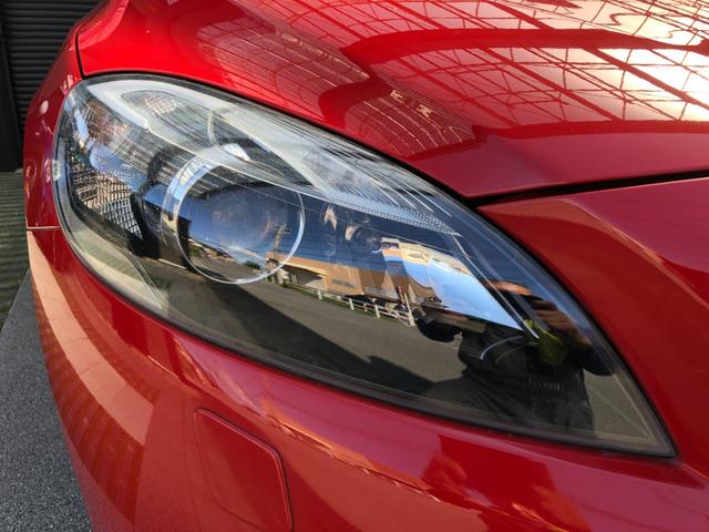 Ｖ４０ Ｔ４　ＳＥ　走行４．０万キロ・カギ２本・取扱説明書・整備記録簿７枚・ＥＴＣ・Ｂｌｕｅｔｏｏｔｈ・地デジＴＶ・純正ナビ・クリアランスソナー・バックカメラ・シートヒーター・オートライト・純正１７インチホイル（12枚目）