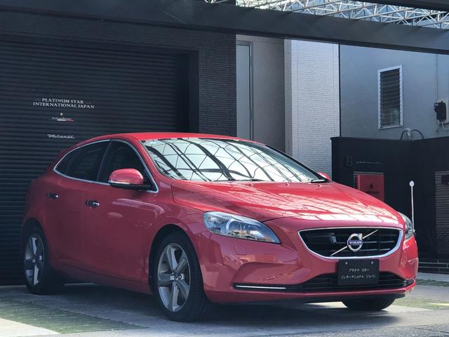 Ｖ４０ Ｔ４　ＳＥ　走行４．０万キロ・カギ２本・取扱説明書・整備記録簿７枚・ＥＴＣ・Ｂｌｕｅｔｏｏｔｈ・地デジＴＶ・純正ナビ・クリアランスソナー・バックカメラ・シートヒーター・オートライト・純正１７インチホイル（68枚目）