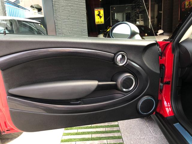 ＭＩＮＩ クーパーＳ　走行５．６万キロ・１オーナー車・禁煙・カギ２本・ディーラー整備記録簿７枚・取扱説明書・ＥＴＣ・キセノン・ヘッドライトウォッシャー・ポータブルナビ・ＴＶ・ＡＵＸ接続・純正１７インチ・ボンネットストライプ（44枚目）