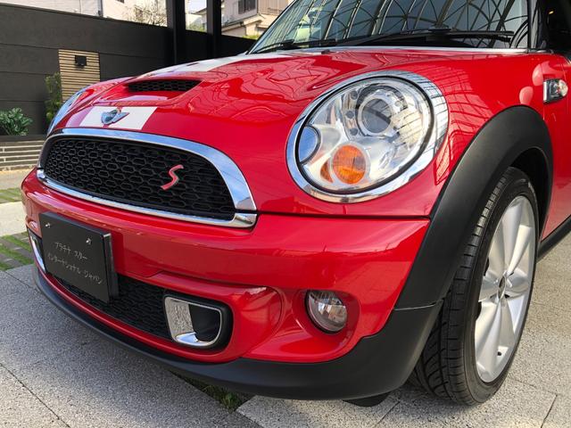 ＭＩＮＩ クーパーＳ　走行５．６万キロ・１オーナー車・禁煙・カギ２本・ディーラー整備記録簿７枚・取扱説明書・ＥＴＣ・キセノン・ヘッドライトウォッシャー・ポータブルナビ・ＴＶ・ＡＵＸ接続・純正１７インチ・ボンネットストライプ（52枚目）