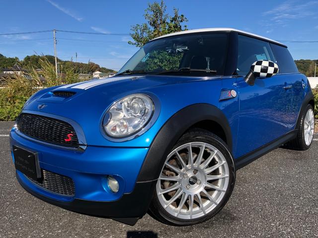 ＭＩＮＩ クーパーＳ　走行４．７万キロ・禁煙・カギ２本・整備記録簿５枚・取扱説明書・ＯＺ１７インチアルミ・ＥＴＣ２．０・ＡＵＸ接続・キセノン・ヘッドライトウォッシャー・ＣＤ・ラジオ・ボンネットストライプ・ドラレコ（23枚目）