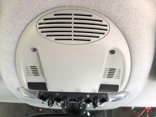 ＭＩＮＩ クーパーＳ　走行４．７万キロ・禁煙・カギ２本・整備記録簿５枚・取扱説明書・ＯＺ１７インチアルミ・ＥＴＣ２．０・ＡＵＸ接続・キセノン・ヘッドライトウォッシャー・ＣＤ・ラジオ・ボンネットストライプ・ドラレコ（28枚目）