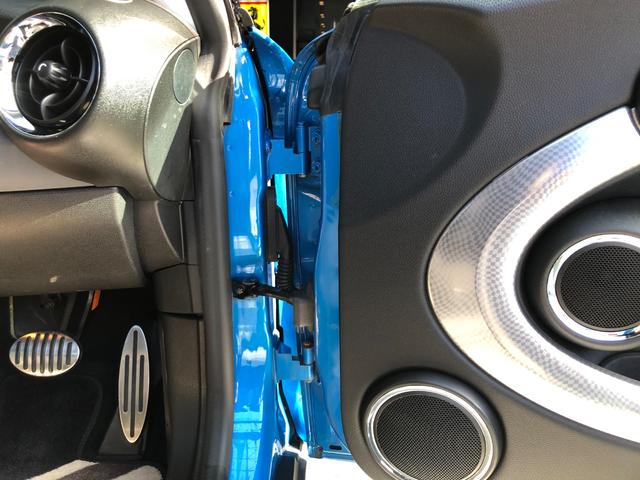 ＭＩＮＩ クーパーＳ　走行４．７万キロ・禁煙・カギ２本・整備記録簿５枚・取扱説明書・ＯＺ１７インチアルミ・ＥＴＣ２．０・ＡＵＸ接続・キセノン・ヘッドライトウォッシャー・ＣＤ・ラジオ・ボンネットストライプ・ドラレコ（42枚目）