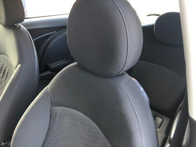 ＭＩＮＩ クーパーＳ　走行４．７万キロ・禁煙・カギ２本・整備記録簿５枚・取扱説明書・ＯＺ１７インチアルミ・ＥＴＣ２．０・ＡＵＸ接続・キセノン・ヘッドライトウォッシャー・ＣＤ・ラジオ・ボンネットストライプ・ドラレコ（49枚目）