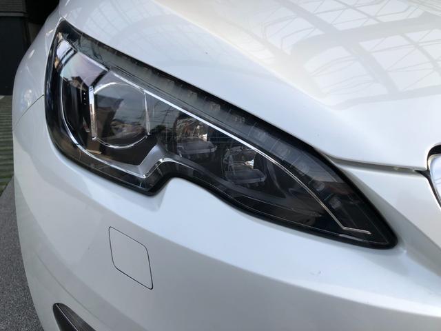 308 SW アリュール ブルーHDi 走行8.1万キロ・禁煙・取説・記録簿・純正ナビ・地デジTV・バックカメラ・ETC2.0・取説・記録簿・クリアランスソナー・プライバシーガラスリア3面・ルーフレール・キセノン・ヘッドライトウォッシャー(12枚目)
