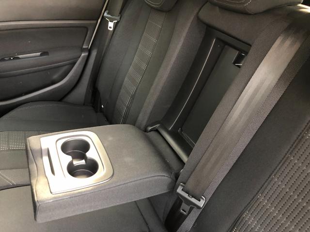 308 SW アリュール ブルーHDi 走行8.1万キロ・禁煙・取説・記録簿・純正ナビ・地デジTV・バックカメラ・ETC2.0・取説・記録簿・クリアランスソナー・プライバシーガラスリア3面・ルーフレール・キセノン・ヘッドライトウォッシャー(50枚目)