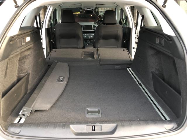 308 SW アリュール ブルーHDi 走行8.1万キロ・禁煙・取説・記録簿・純正ナビ・地デジTV・バックカメラ・ETC2.0・取説・記録簿・クリアランスソナー・プライバシーガラスリア3面・ルーフレール・キセノン・ヘッドライトウォッシャー(52枚目)