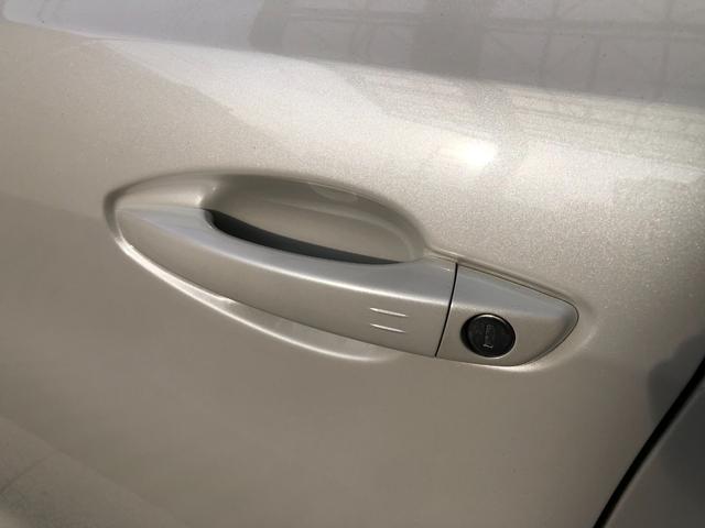 308 SW アリュール ブルーHDi 走行8.1万キロ・禁煙・取説・記録簿・純正ナビ・地デジTV・バックカメラ・ETC2.0・取説・記録簿・クリアランスソナー・プライバシーガラスリア3面・ルーフレール・キセノン・ヘッドライトウォッシャー(58枚目)