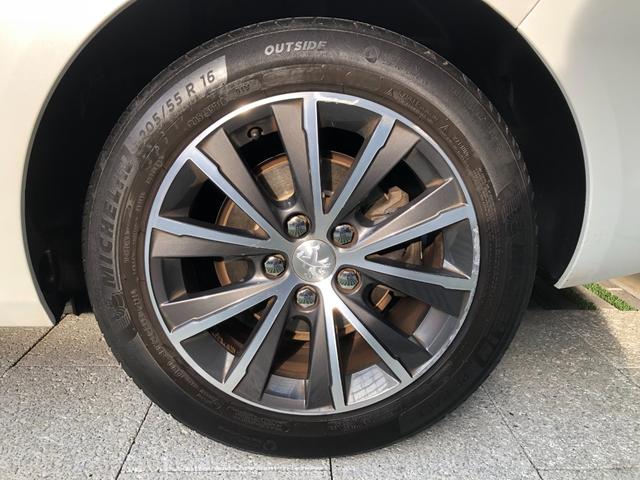 308 SW アリュール ブルーHDi 走行8.1万キロ・禁煙・取説・記録簿・純正ナビ・地デジTV・バックカメラ・ETC2.0・取説・記録簿・クリアランスソナー・プライバシーガラスリア3面・ルーフレール・キセノン・ヘッドライトウォッシャー(72枚目)