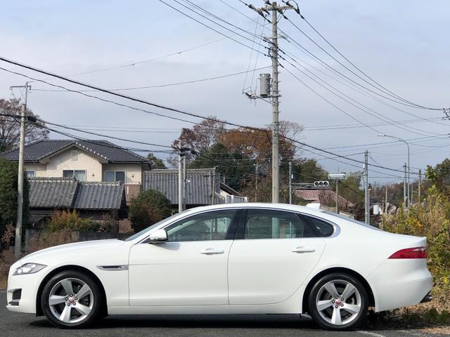 ＸＦ ピュア　禁煙・カギ２本・１オーナー車・ディーラー整備記録簿７枚・取扱説明書・純正ナビ・地デジＴＶ・バックカメラ・クリアランスソナー・キセノン・ヘッドライトウォッシャー・純正１８インチ・本革シート・シートヒター（9枚目）