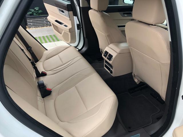 ＸＦ ピュア　禁煙・カギ２本・１オーナー車・ディーラー整備記録簿７枚・取扱説明書・純正ナビ・地デジＴＶ・バックカメラ・クリアランスソナー・キセノン・ヘッドライトウォッシャー・純正１８インチ・本革シート・シートヒター（18枚目）