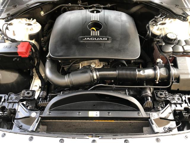 ＸＦ ピュア　禁煙・カギ２本・１オーナー車・ディーラー整備記録簿７枚・取扱説明書・純正ナビ・地デジＴＶ・バックカメラ・クリアランスソナー・キセノン・ヘッドライトウォッシャー・純正１８インチ・本革シート・シートヒター（20枚目）