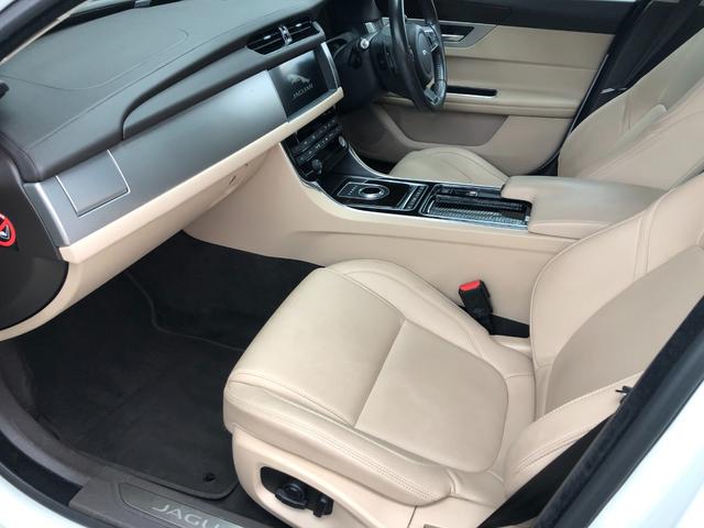 ＸＦ ピュア　禁煙・カギ２本・１オーナー車・ディーラー整備記録簿７枚・取扱説明書・純正ナビ・地デジＴＶ・バックカメラ・クリアランスソナー・キセノン・ヘッドライトウォッシャー・純正１８インチ・本革シート・シートヒター（48枚目）