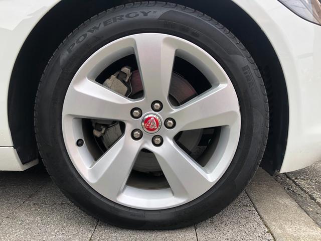 ＸＦ ピュア　禁煙・カギ２本・１オーナー車・ディーラー整備記録簿７枚・取扱説明書・純正ナビ・地デジＴＶ・バックカメラ・クリアランスソナー・キセノン・ヘッドライトウォッシャー・純正１８インチ・本革シート・シートヒター（75枚目）