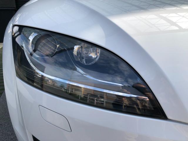 TTクーペ 2.0TFSI 禁煙・カギ2本・記録簿・純正HDDナビ・Bluetooth・地デジTV・バックカメラ・取説・本革シート・シートヒーター・純正オプション19インチアルミ・キセノン・ヘッドライトウォッシャー・パドルシフト(12枚目)