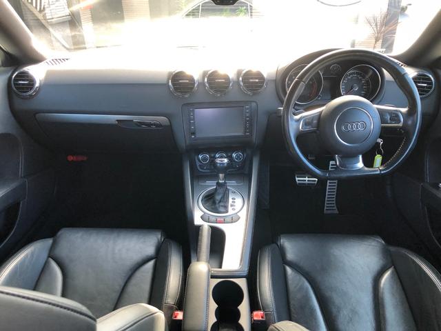 TTクーペ 2.0TFSI 禁煙・カギ2本・記録簿・純正HDDナビ・Bluetooth・地デジTV・バックカメラ・取説・本革シート・シートヒーター・純正オプション19インチアルミ・キセノン・ヘッドライトウォッシャー・パドルシフト(14枚目)