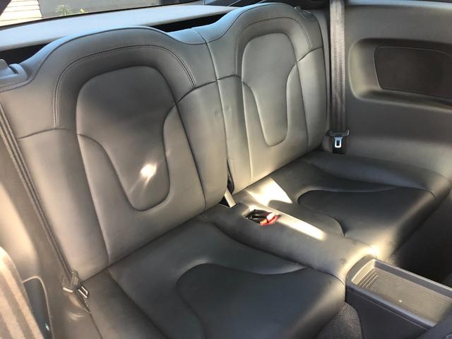 TTクーペ 2.0TFSI 禁煙・カギ2本・記録簿・純正HDDナビ・Bluetooth・地デジTV・バックカメラ・取説・本革シート・シートヒーター・純正オプション19インチアルミ・キセノン・ヘッドライトウォッシャー・パドルシフト(51枚目)