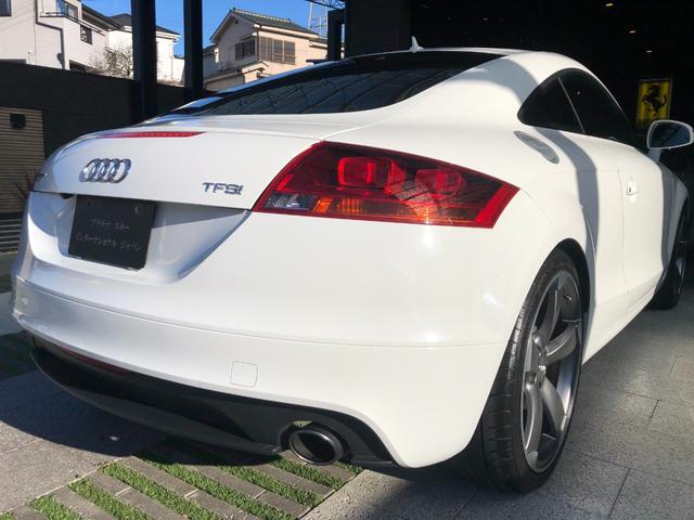 TTクーペ 2.0TFSI 禁煙・カギ2本・記録簿・純正HDDナビ・Bluetooth・地デジTV・バックカメラ・取説・本革シート・シートヒーター・純正オプション19インチアルミ・キセノン・ヘッドライトウォッシャー・パドルシフト(61枚目)