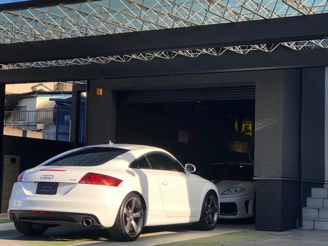 TTクーペ 2.0TFSI 禁煙・カギ2本・記録簿・純正HDDナビ・Bluetooth・地デジTV・バックカメラ・取説・本革シート・シートヒーター・純正オプション19インチアルミ・キセノン・ヘッドライトウォッシャー・パドルシフト(68枚目)